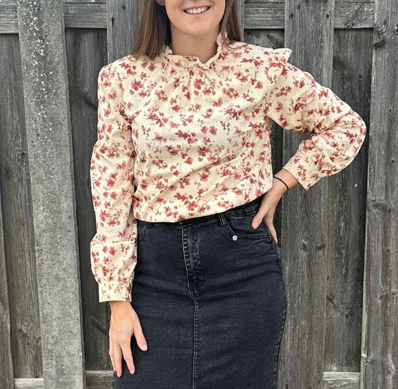 Blouse Flower