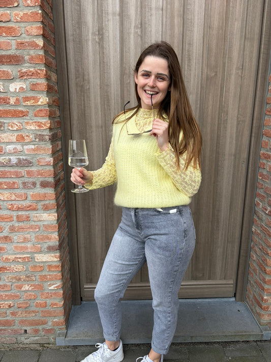 Jeans Lies Mom-fit grijs.