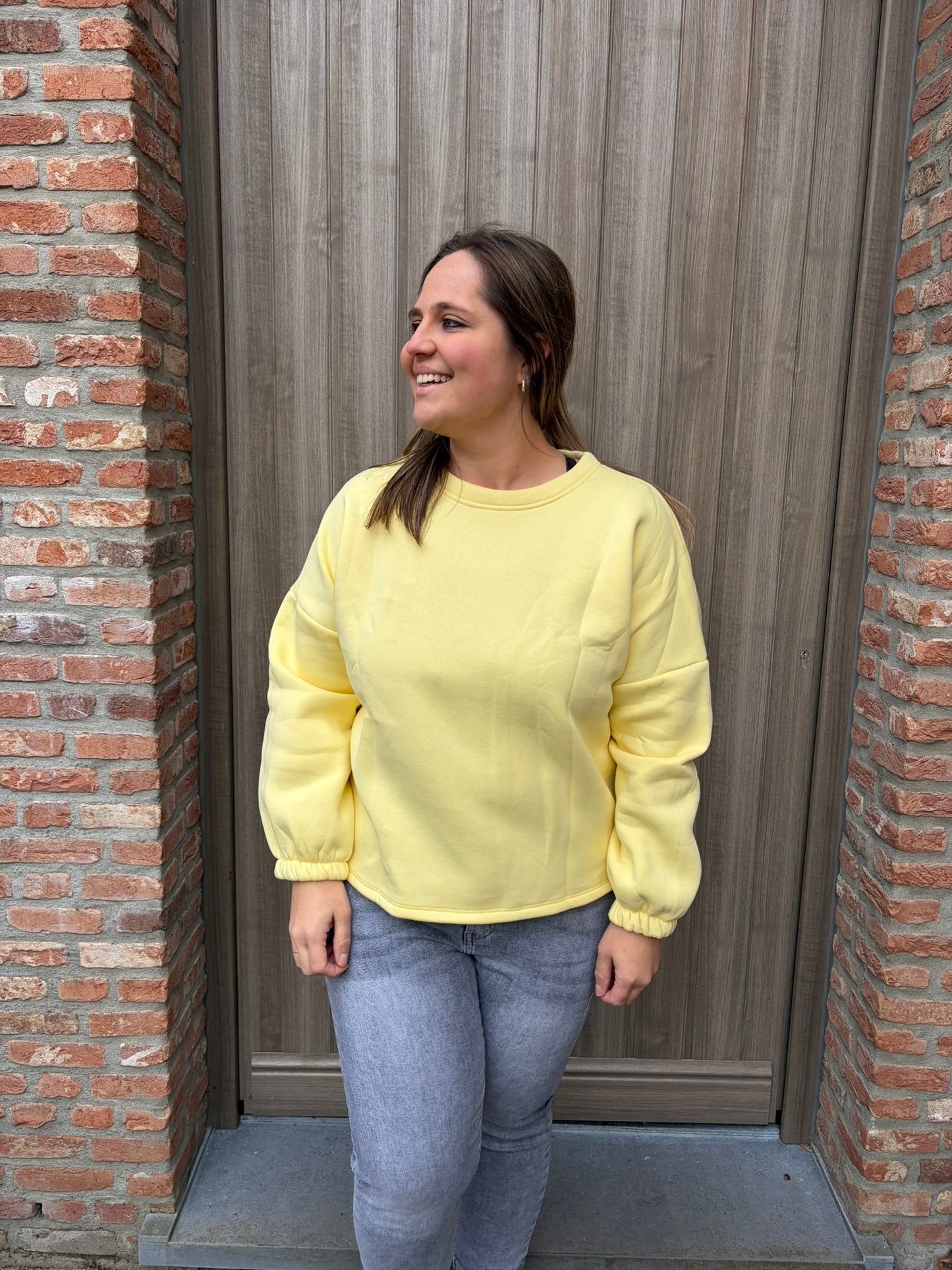 Sweater Copine geel