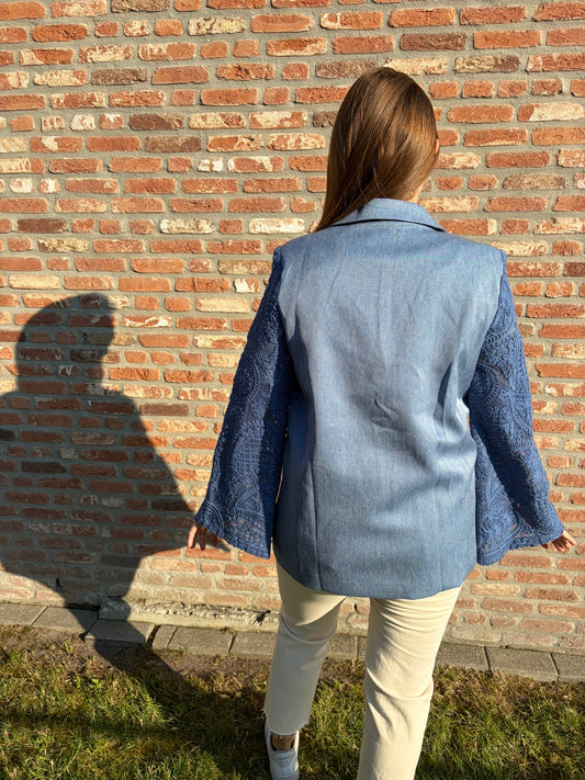Blazer moon